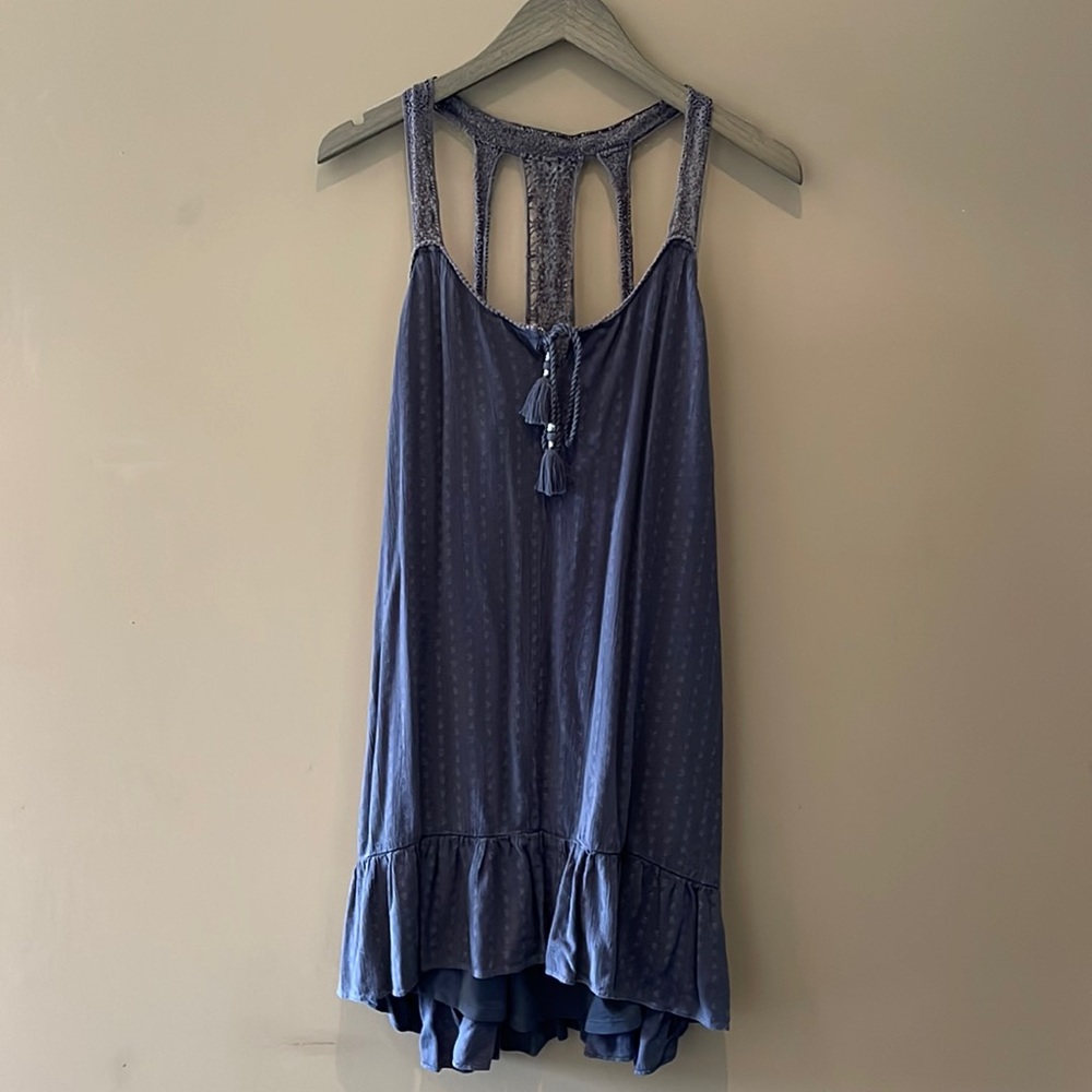Beautiful Flowy American Eagle mini dress with crochet details